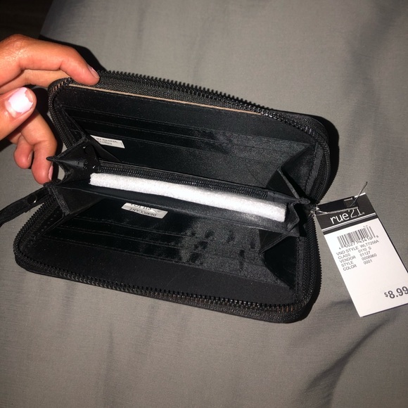 Rue 21 rose wallet - Picture 2 of 2